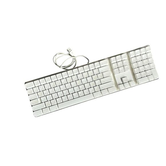 Apple Computer Keyboard Model A1048 Wired White Vintage Full Size - Picture 1 of 11